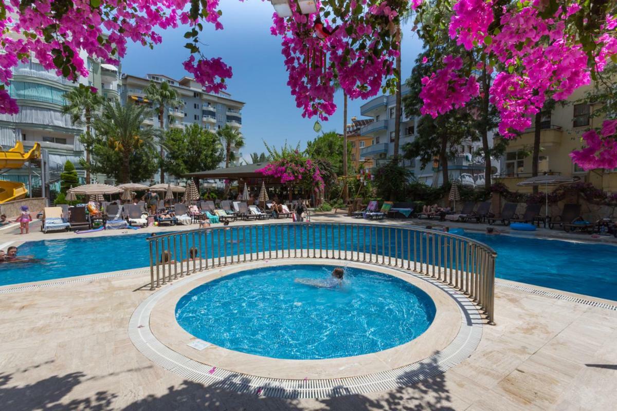 Erkaptan Apart Lejlighedshotel Alanya Eksteriør billede